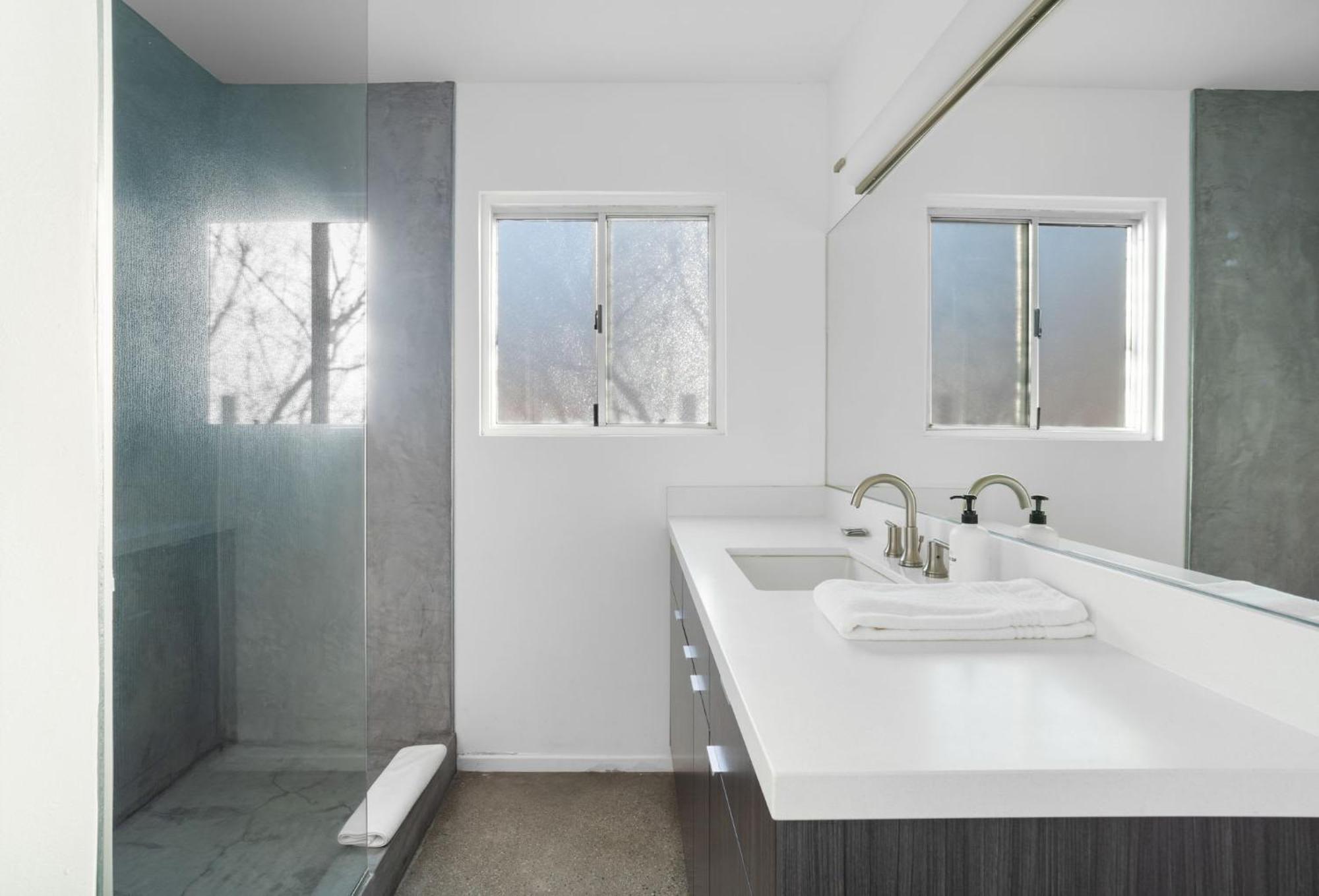 Hidden Valley Cottage - Modern Home In Jt Hot Tub Джошуа Три Екстериор снимка